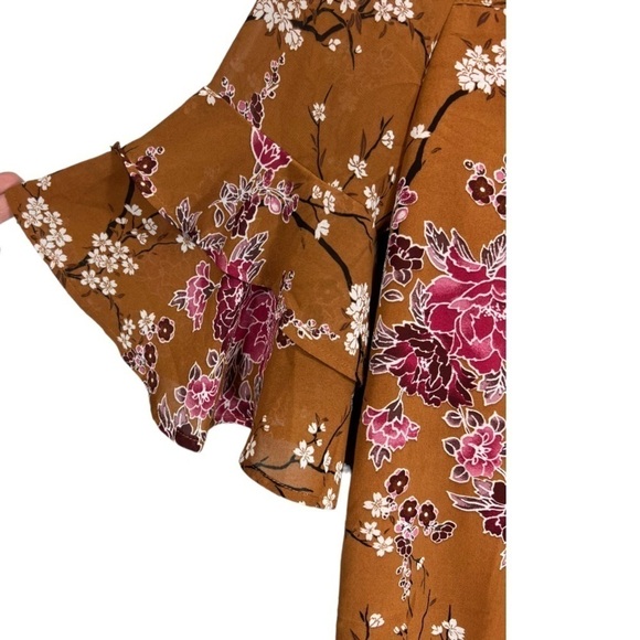 Monteau Floral Bell Sleeve Blouse M - Picture 6 of 7